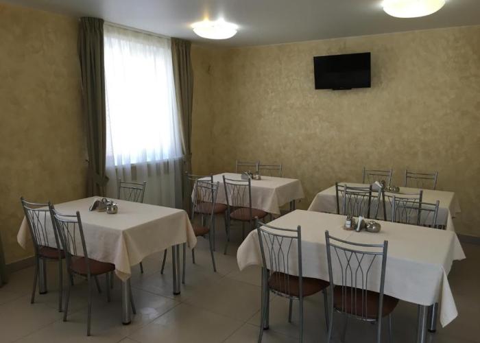 Tveritsyi Hotel