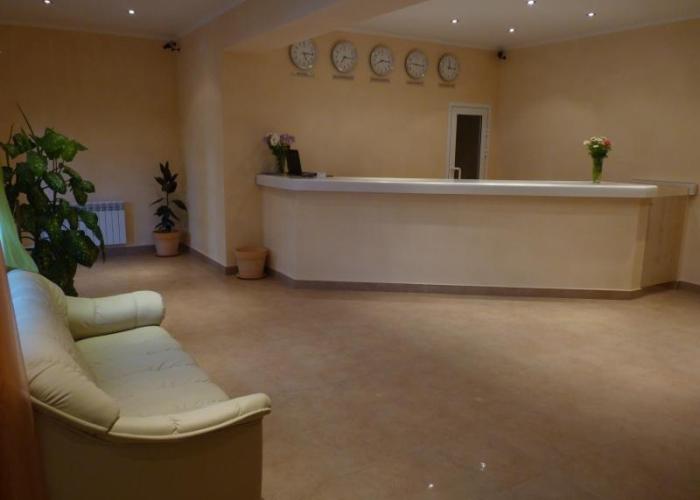 Yar Hotel