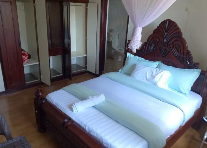 Discovery Courts Hotel