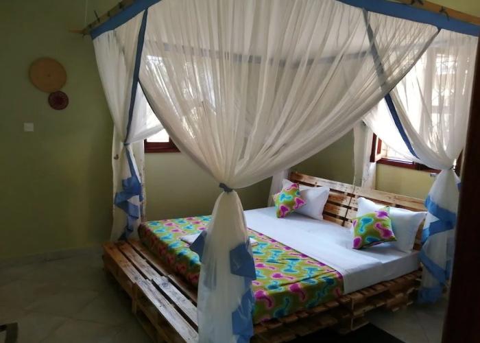Airport Link Guest House