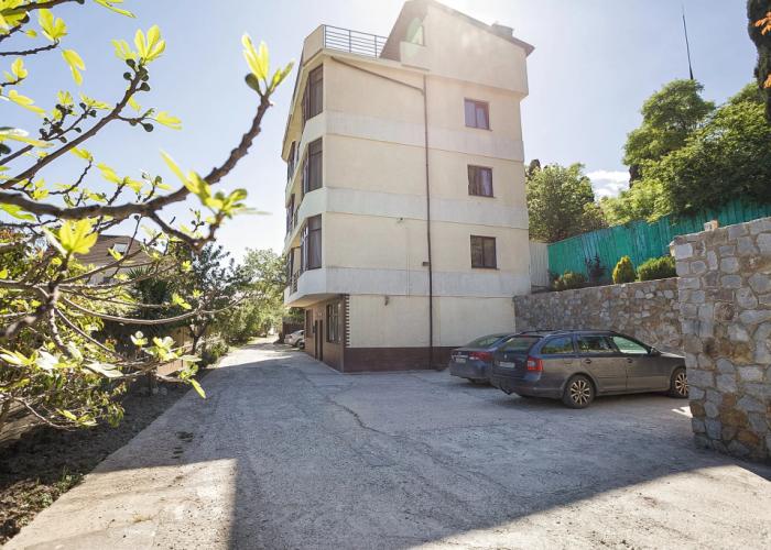 Meridian Guest House