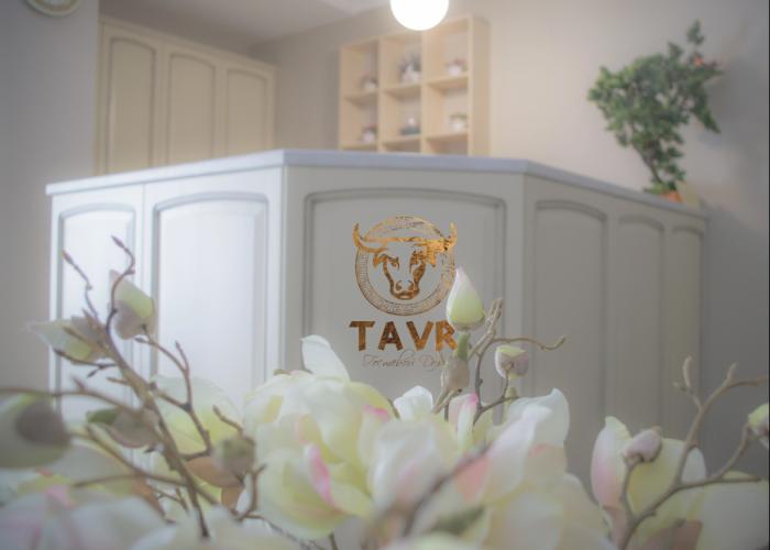 Tavr Guest House