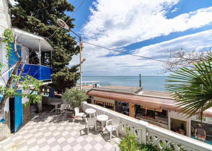 Dvorik U Prichala Guest House