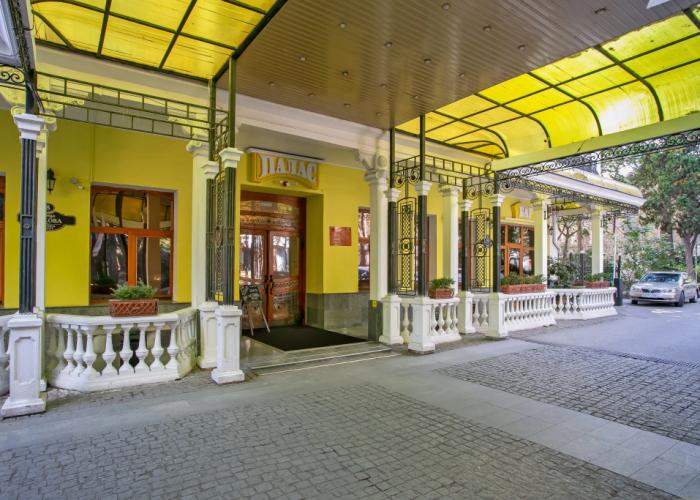 Palas Hotel