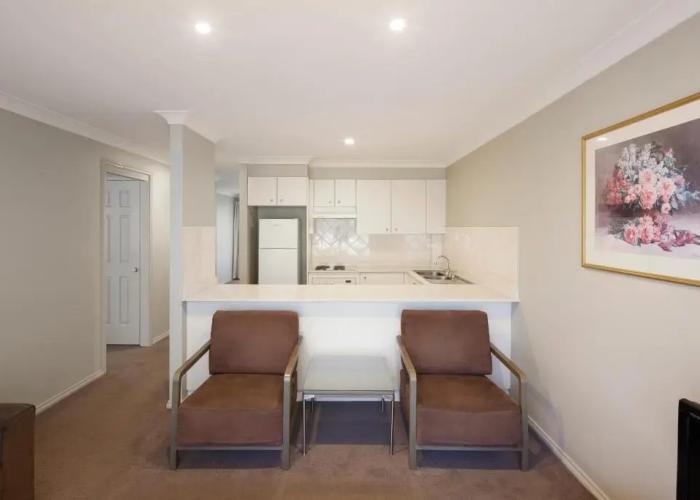 Pinnacle Apartments