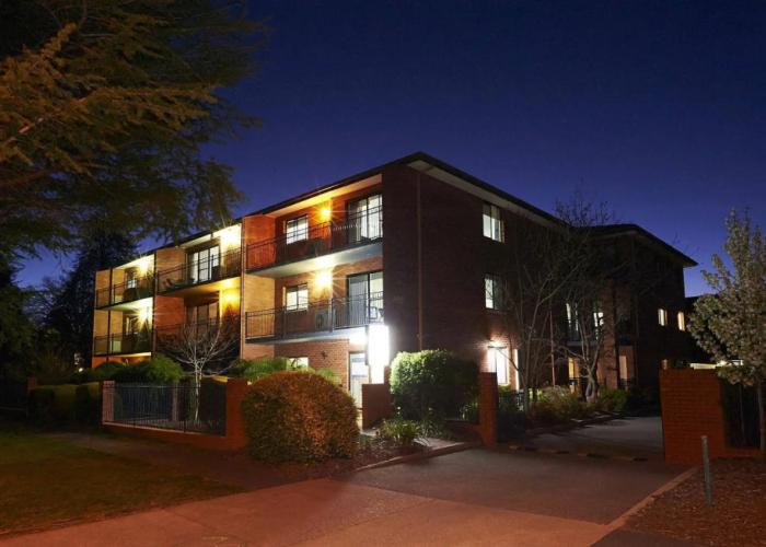 Oxley Court Serviced Apartments