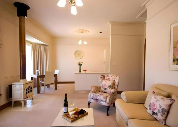 Brice Hill Country Lodge