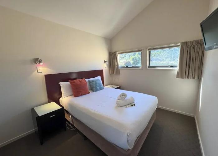 Lufra Beachside Hotel