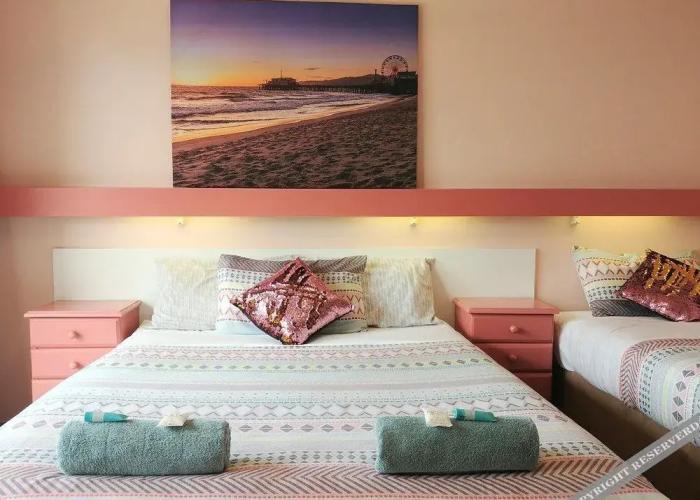 Mollymook Ocean View Motel Reward Long Stays - Over 18's Only