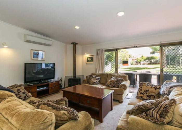 Beachfront Cottages Torquay