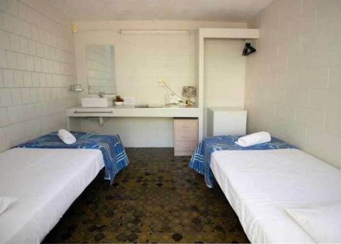 Cstay Motel