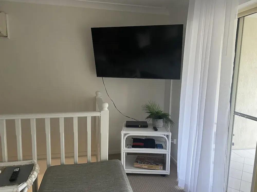 Unit 10 Sails on Horseshoe