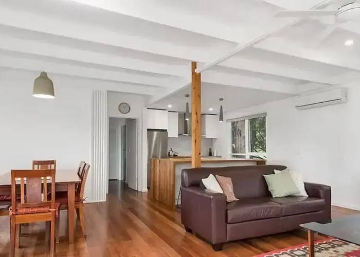 Whispering Gums Lorne Ocean Views Pet Friendly EV Charger