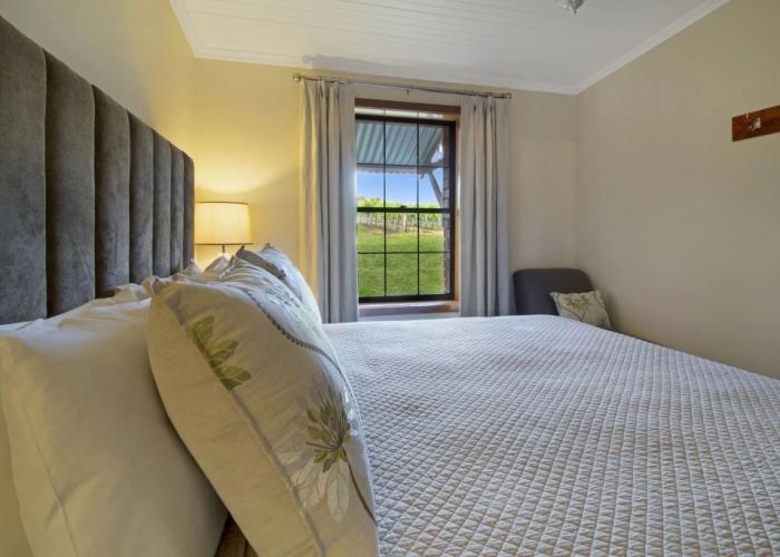 Stonewell Cottages & Vineyards