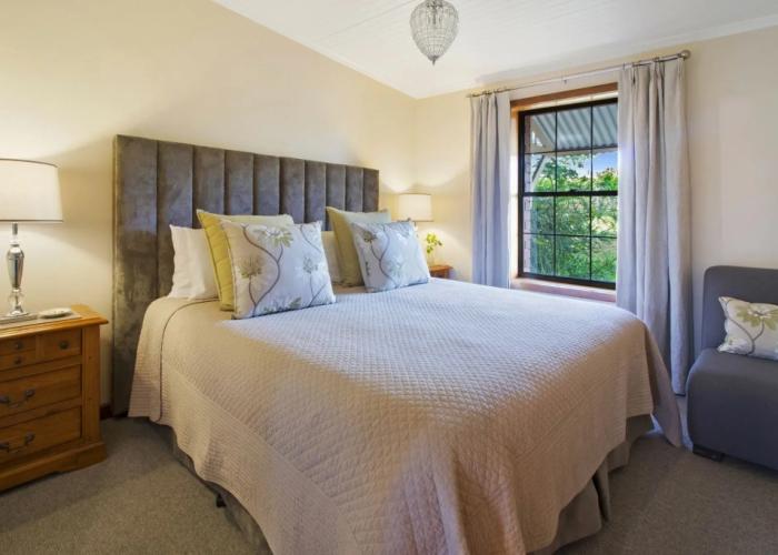 Stonewell Cottages & Vineyards