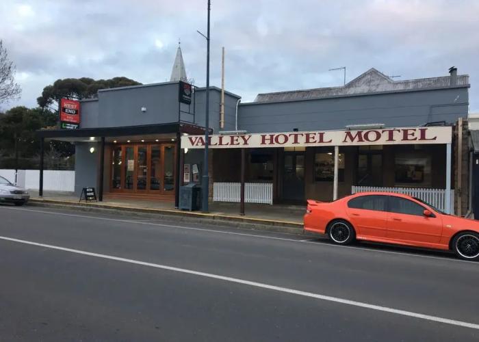 Valley Hotel