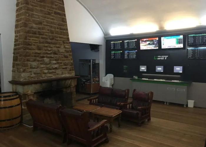 Valley Hotel