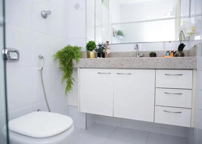 20 m from the beach in the center of Guarapari - Brazilian Corner