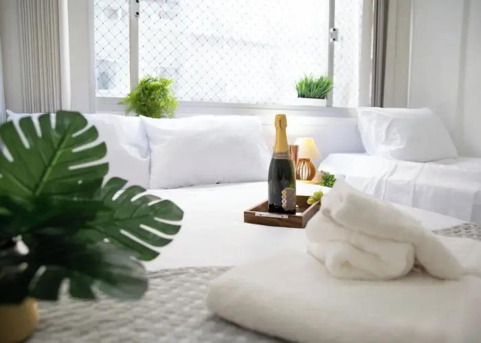 20 m from the beach in the center of Guarapari - Brazilian Corner