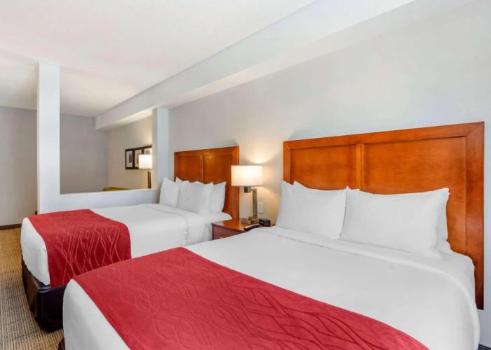 Comfort Inn & Suites