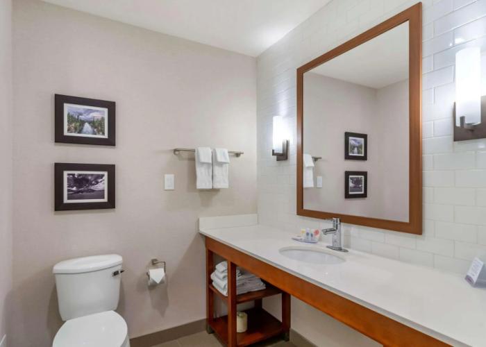 Comfort Inn & Suites