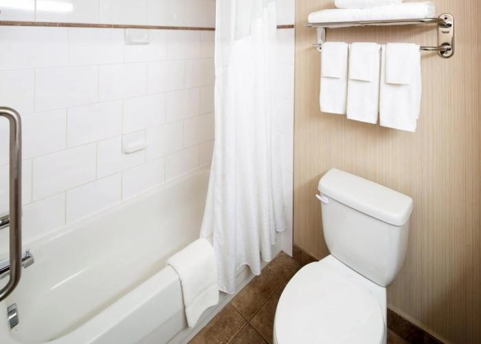 Holiday Inn Express Hotel & Suites Edson by IHG