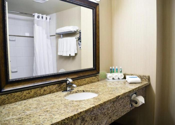 Holiday Inn Express Hotel & Suites Edson by IHG