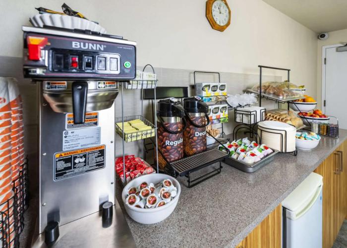 Lakeview Inns & Suites - Edson East