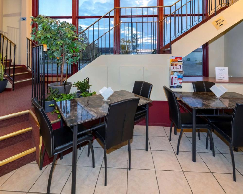 фото Econo Lodge Edson