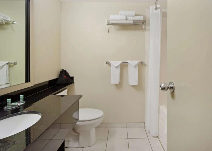 Best Western High Road Inn