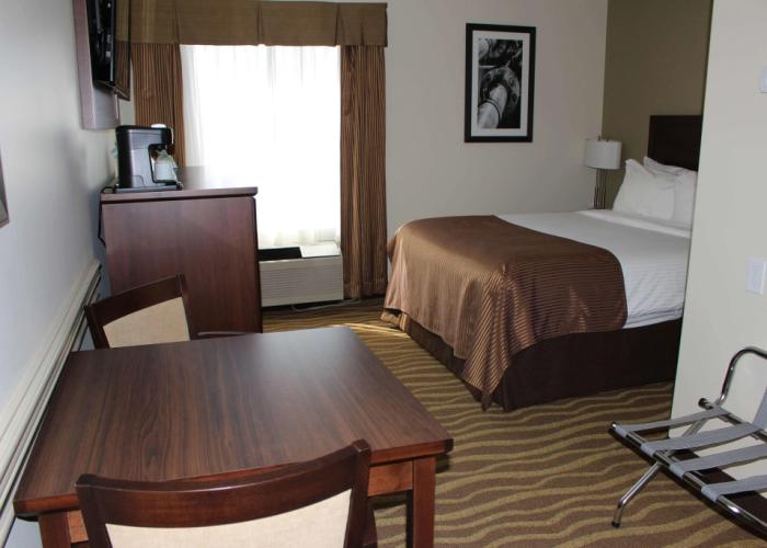 Best Western High Road Inn