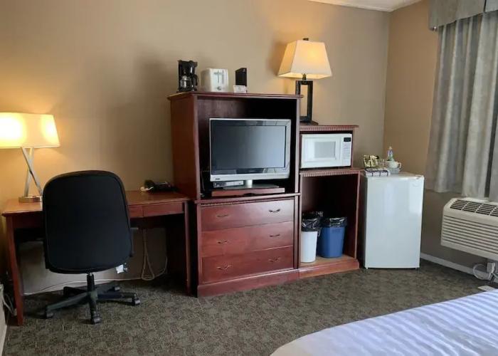 Castle Motel Edson