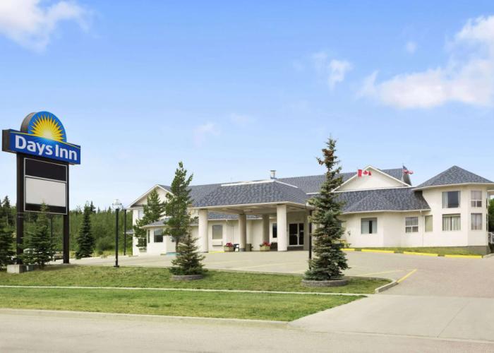 Days Inn by Wyndham Hinton