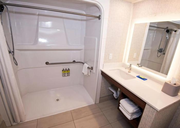 Holiday Inn Express Hotel & Suites Hinton by IHG