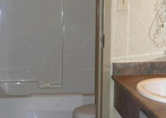 Lakeview Inns & Suites - Hinton