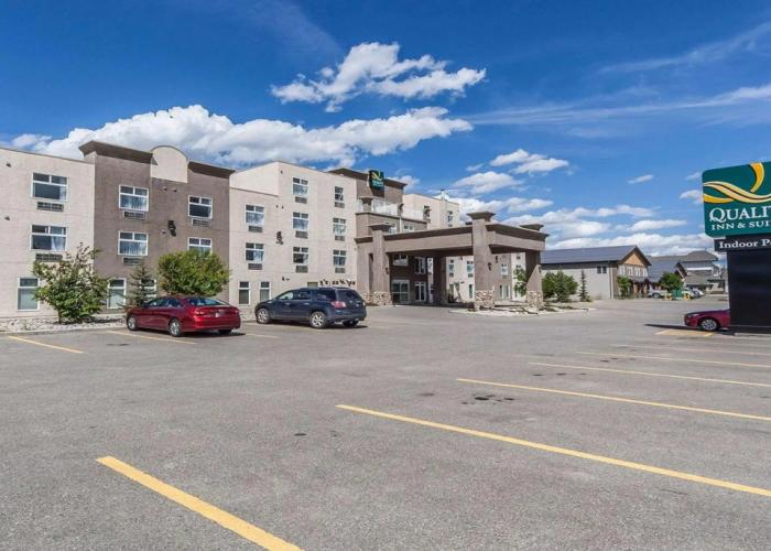Velora Hinton, Ascend Hotel Collection