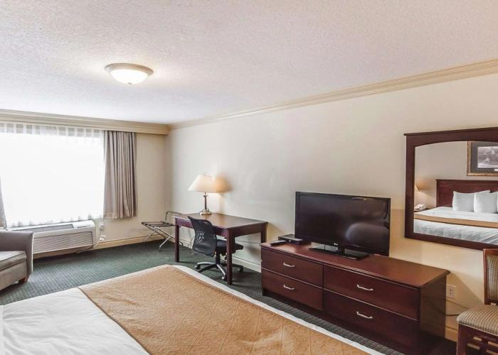 Velora Hinton, Ascend Hotel Collection