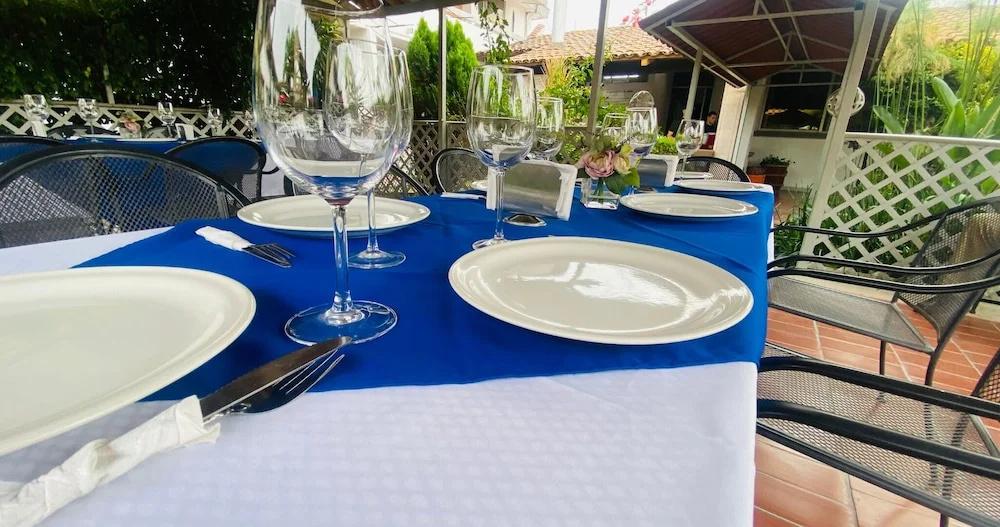 фото Hotel La Cascada