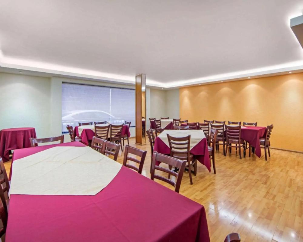фото Quality Inn Aguascalientes