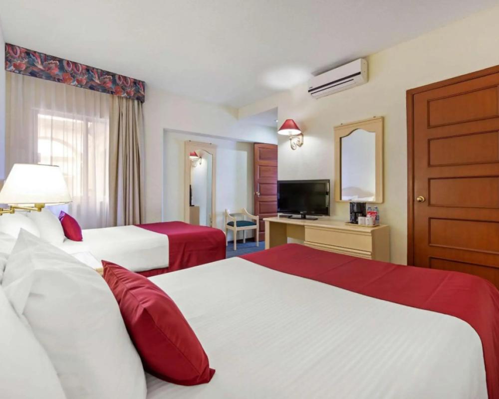 фото Quality Inn Aguascalientes