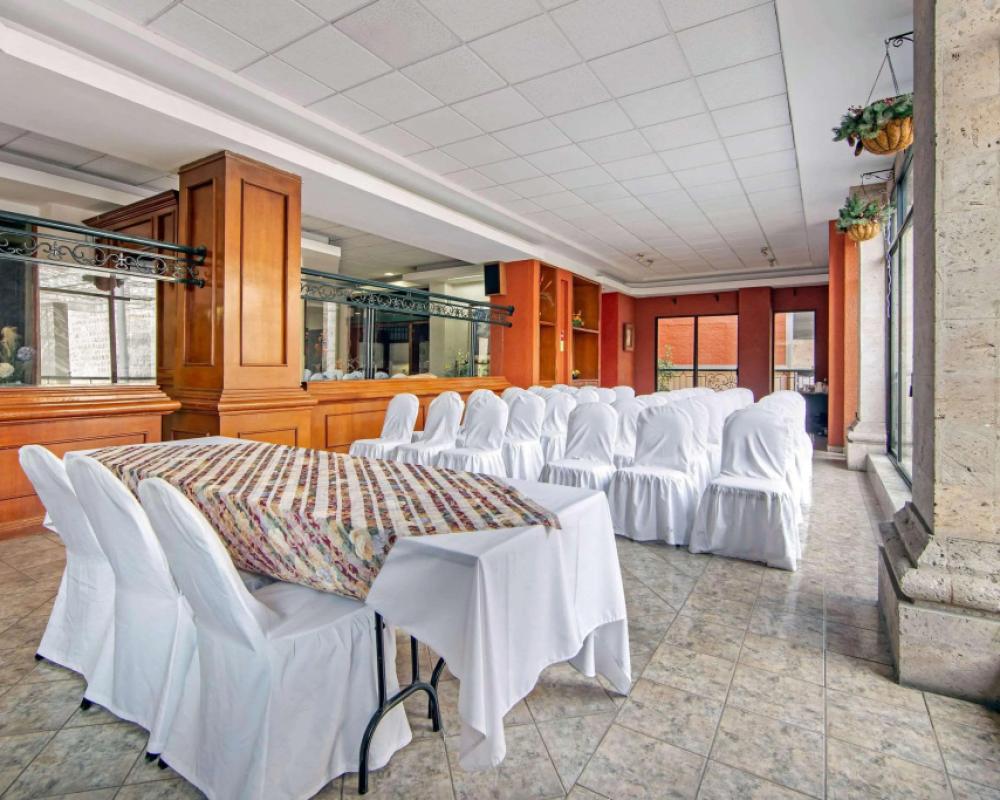фото Quality Inn Aguascalientes