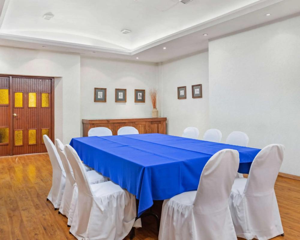 фото Quality Inn Aguascalientes