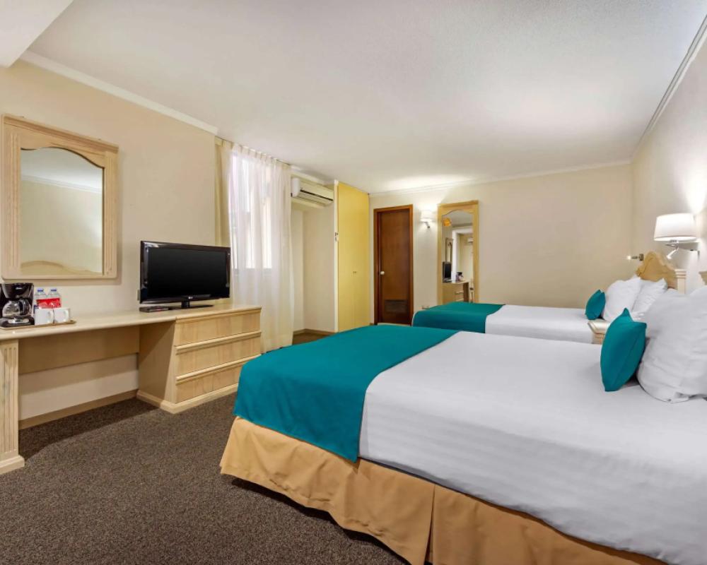 фото Quality Inn Aguascalientes
