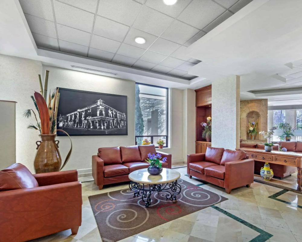 фото Quality Inn Aguascalientes