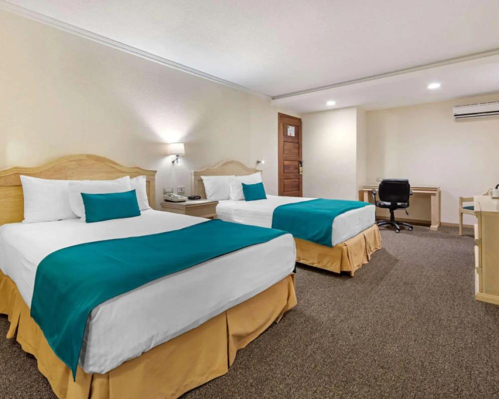 фото Quality Inn Aguascalientes