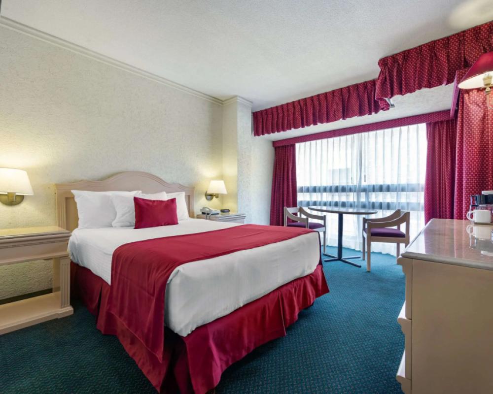 фото Quality Inn Aguascalientes
