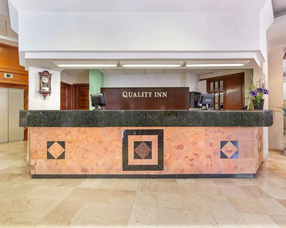 фото Quality Inn Aguascalientes