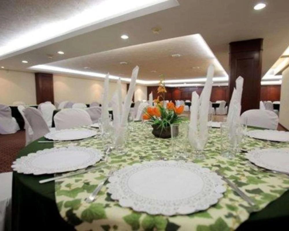 фото Quality Inn Aguascalientes