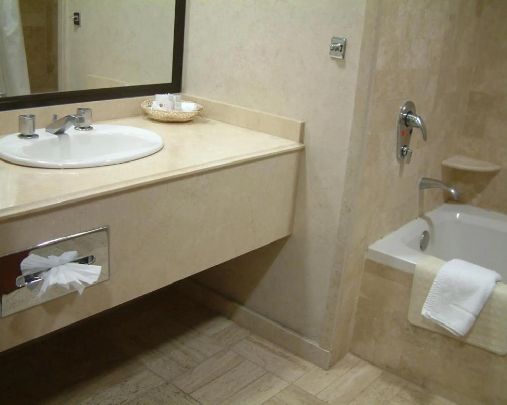 фото Quality Inn Aguascalientes