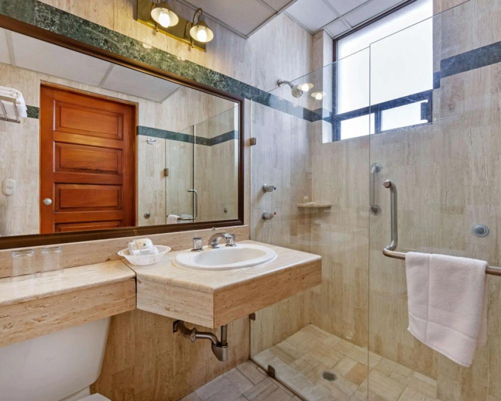 фото Quality Inn Aguascalientes